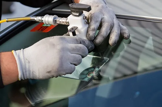 How Much Does it Cost to Repair a Windshield Crack?